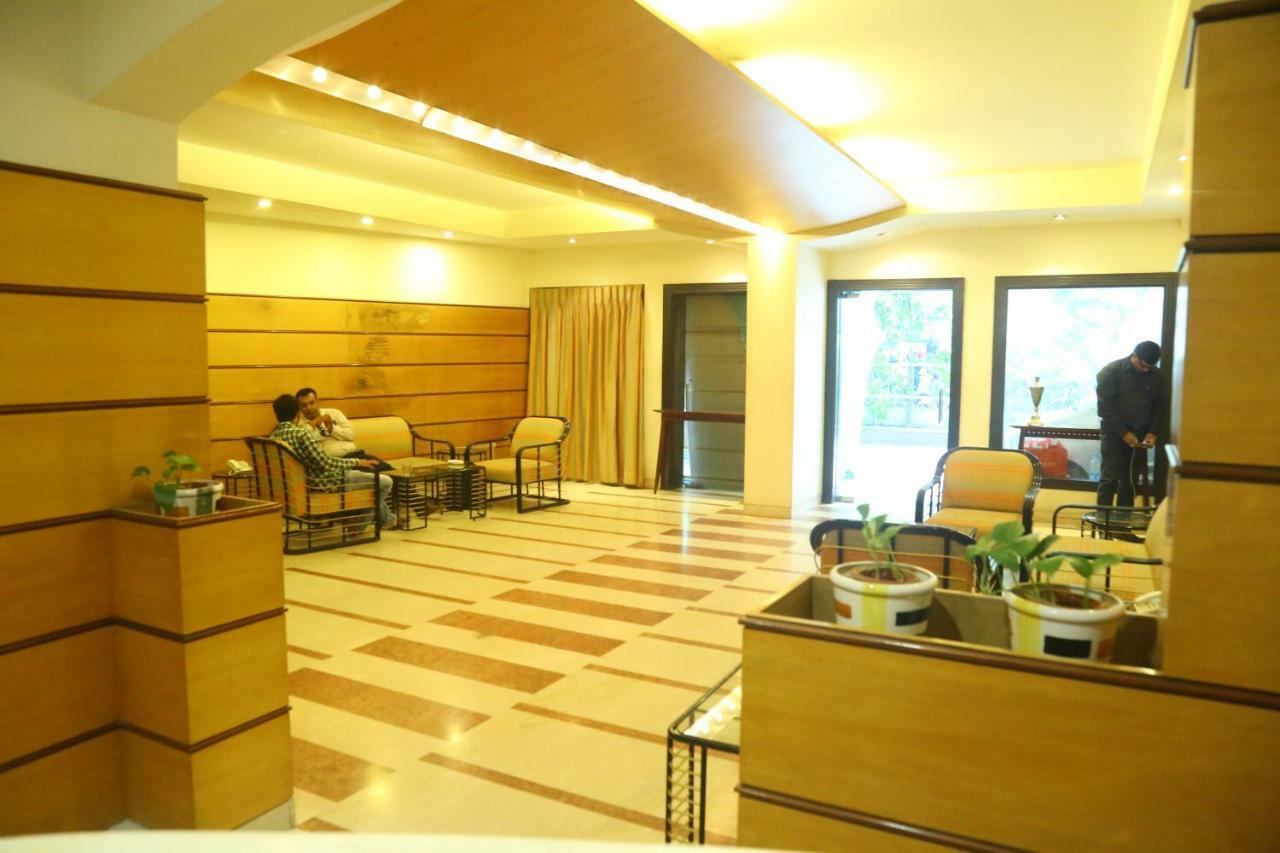 Minerva Grand Himayatnagar 3* Hyderabad