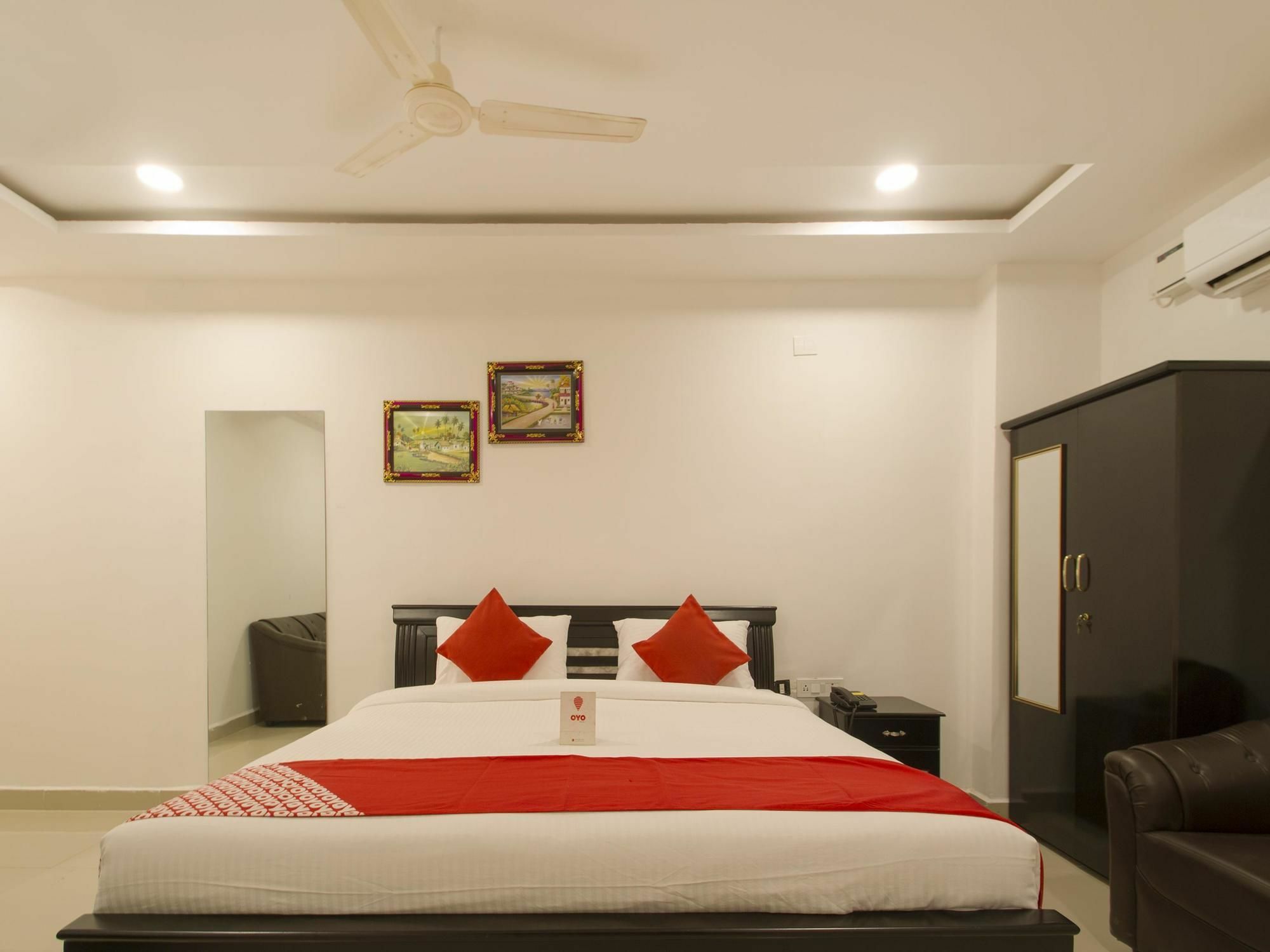 Oyo 13062 Kamala Residency-inn Hotel Hyderabad