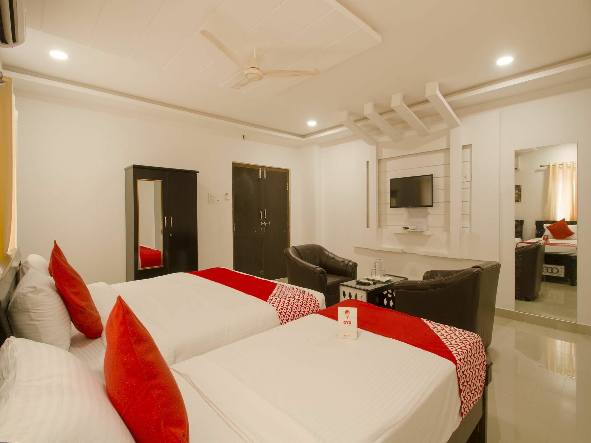 Oyo 13062 Kamala Residency-inn 3* Hyderabad