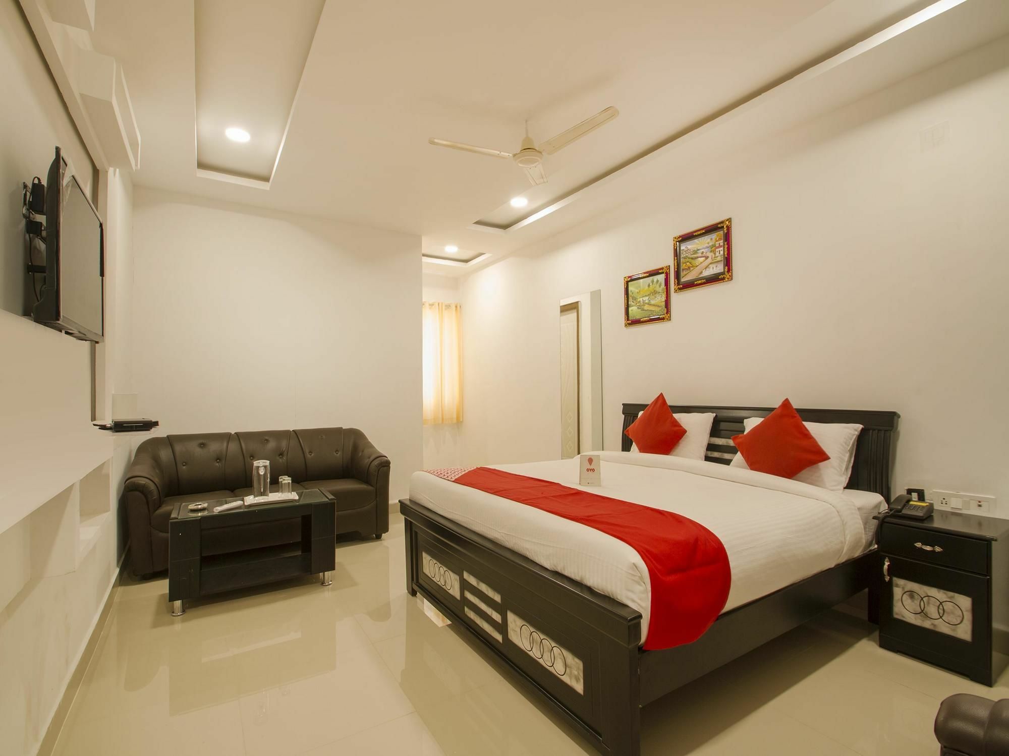Oyo 13062 Kamala Residency-inn 3* Hyderabad