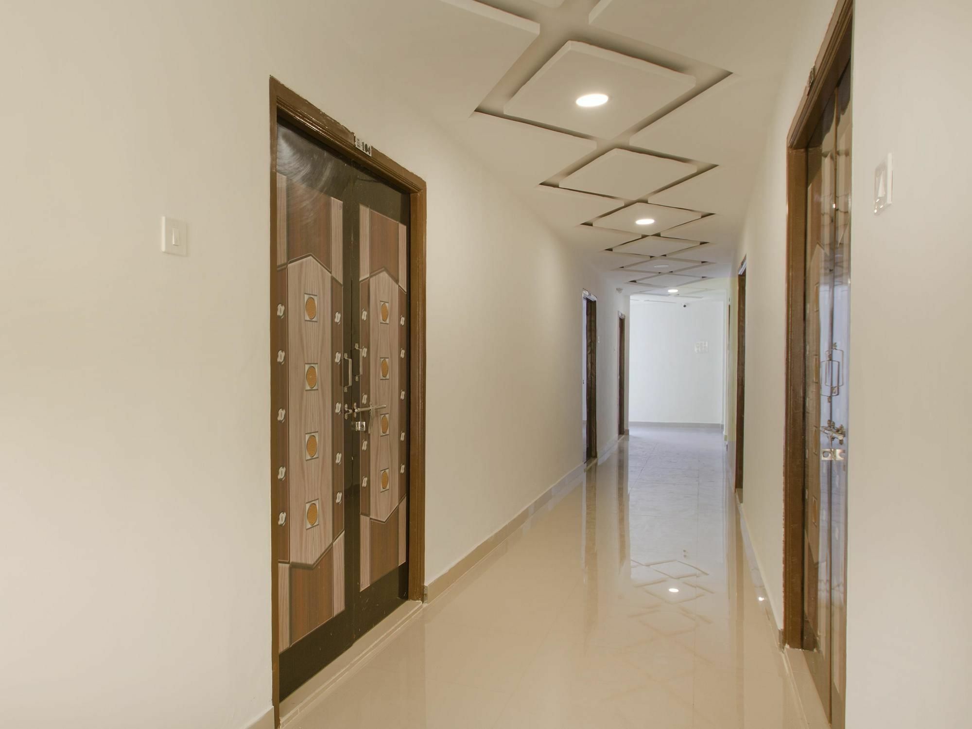 Oyo 13062 Kamala Residency-inn 3* Hyderabad