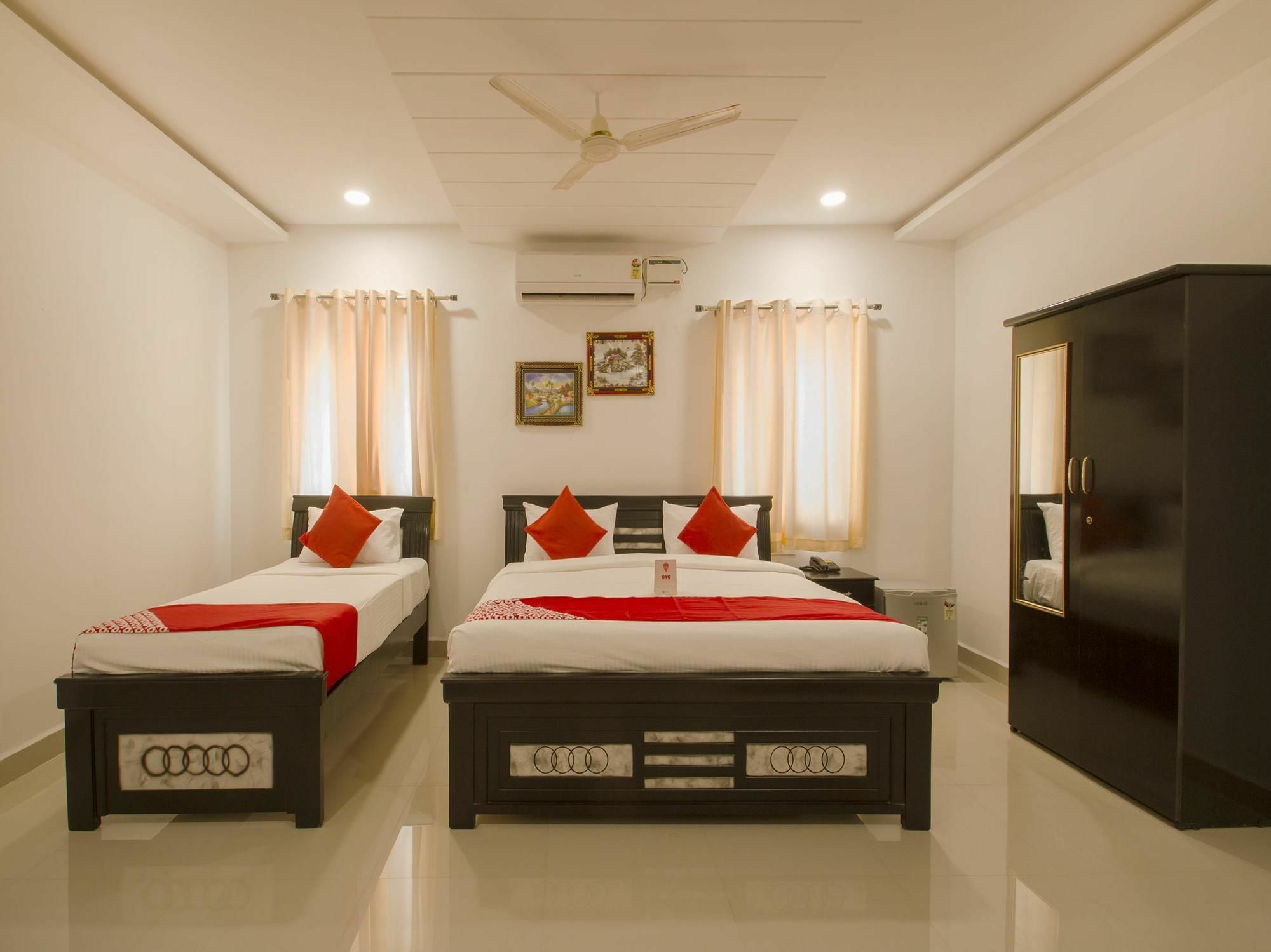 Hotel Oyo 13062 Kamala Residency-inn 3*