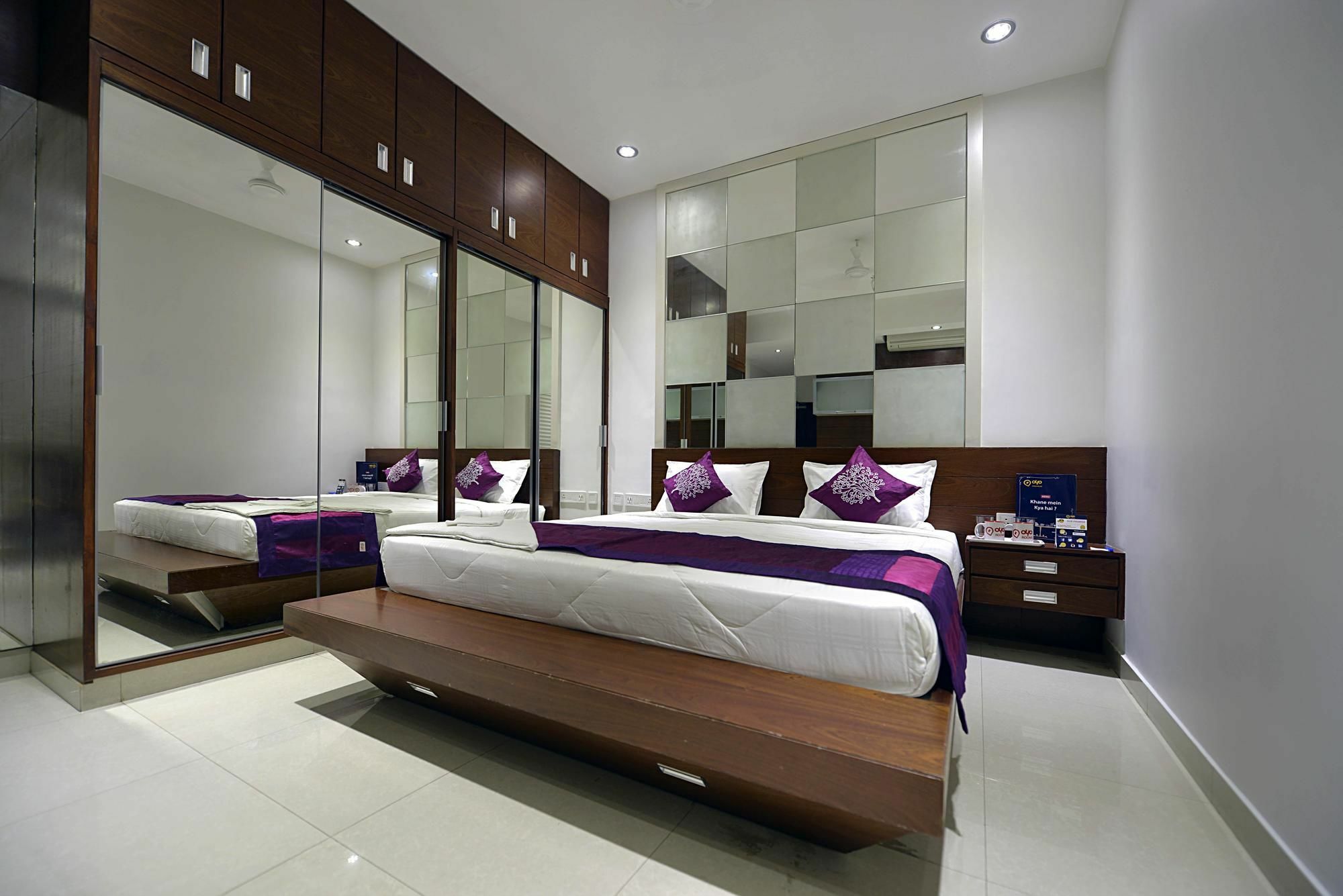 Hotel Oyo Premium Raheja Mindspace 3*