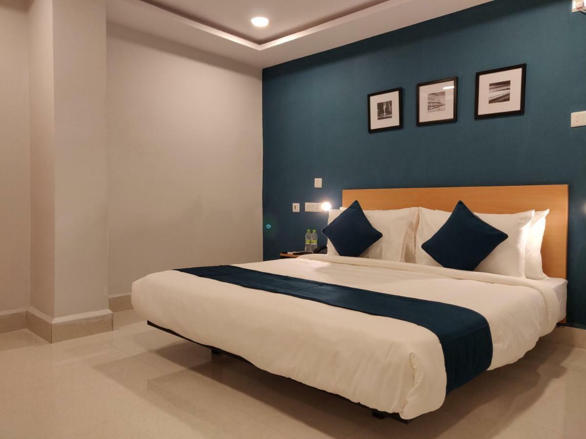 Hotel Silverkey Executive Stays 17012 Mj Center Hyderabad