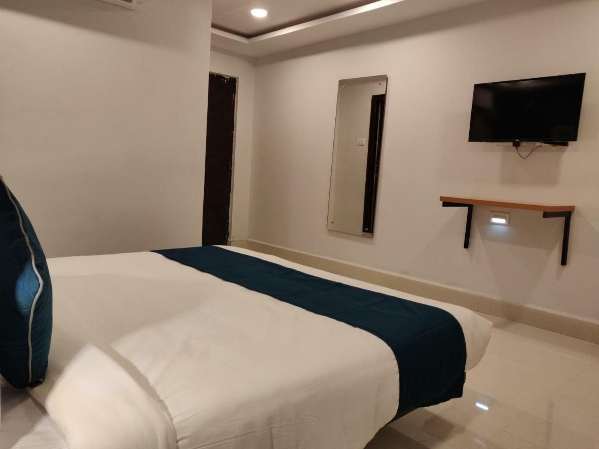Hotel Silverkey Executive Stays 17012 Mj Center 3*