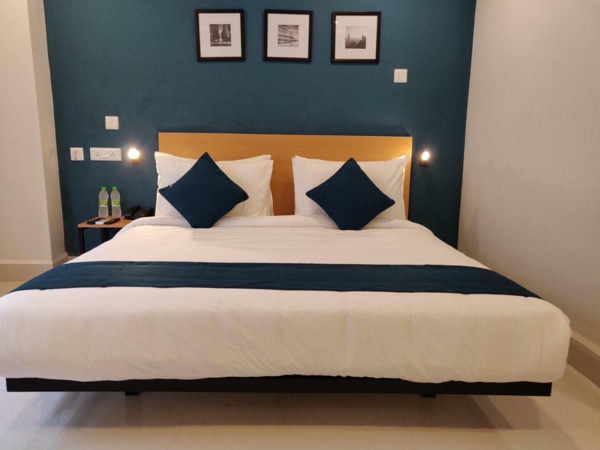 Silverkey Executive Stays 17012 Mj Center Hyderabad