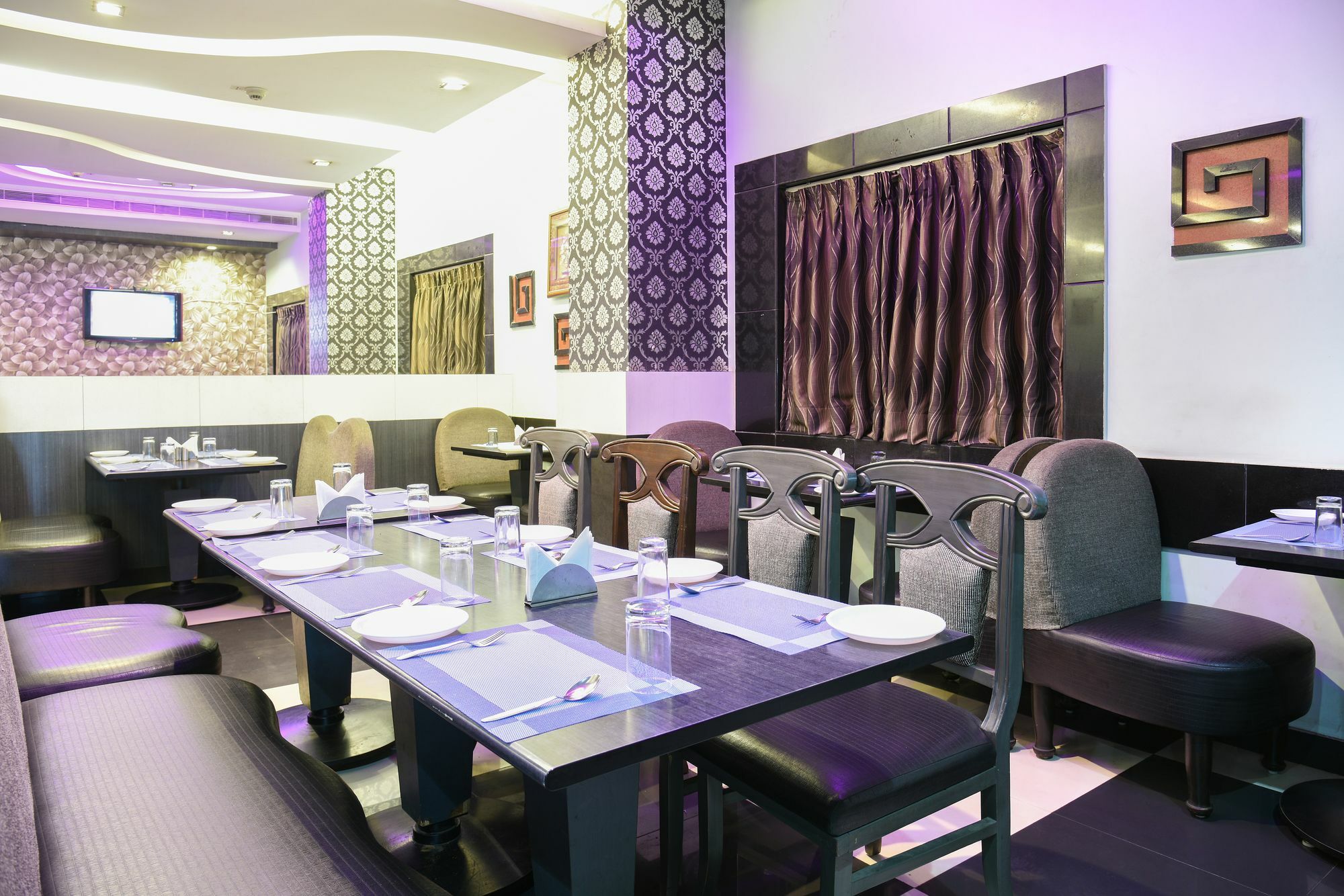 Fabhotel Rs Grand Hotel 3*