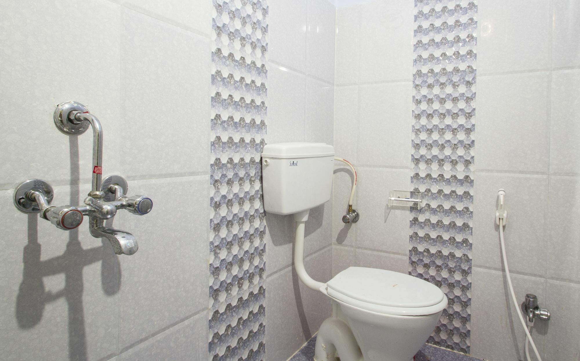 Oyo 7496 Nyc Hotel Hyderabad