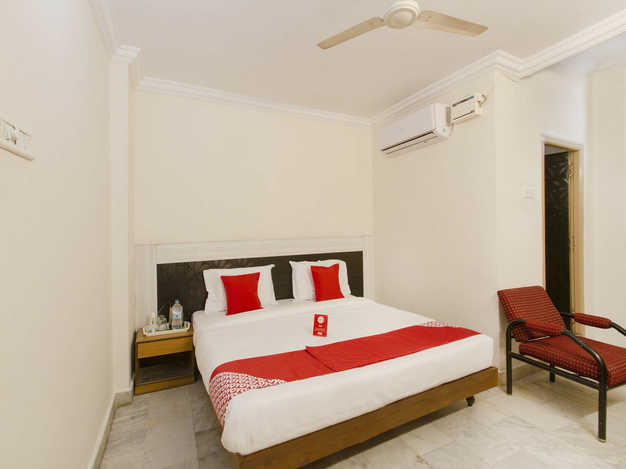 Oyo 11321 Goutham Residency 3* Hyderabad