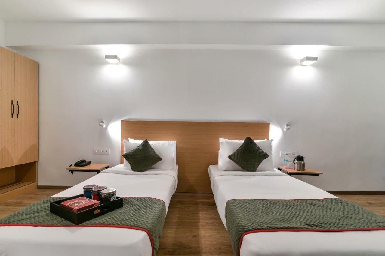 Oyo Townhouse 74 Nampally Hotel Hyderabad