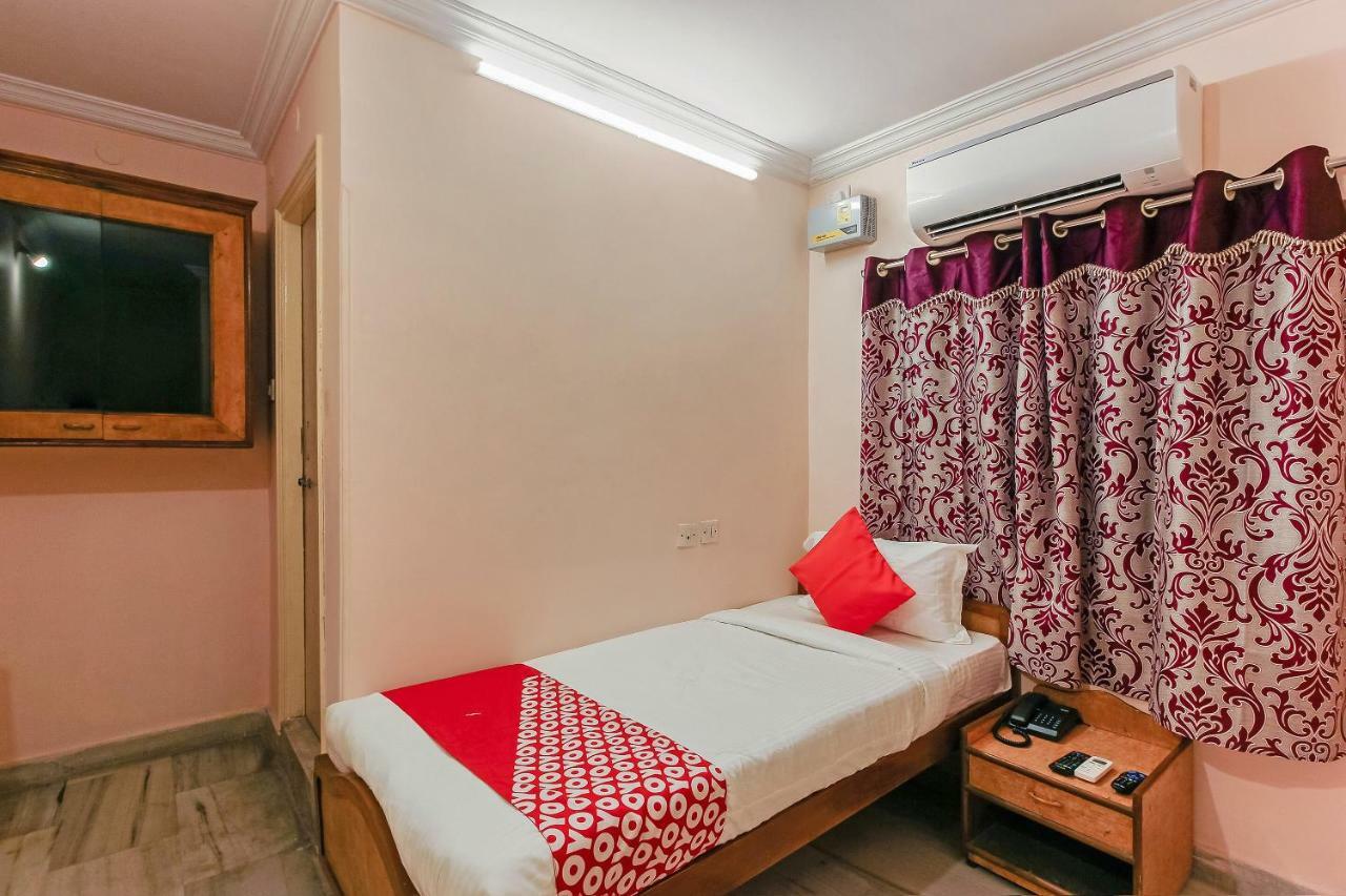 Oyo 23191 Flagship Raj Madan Ameerpet Hotel Hyderabad