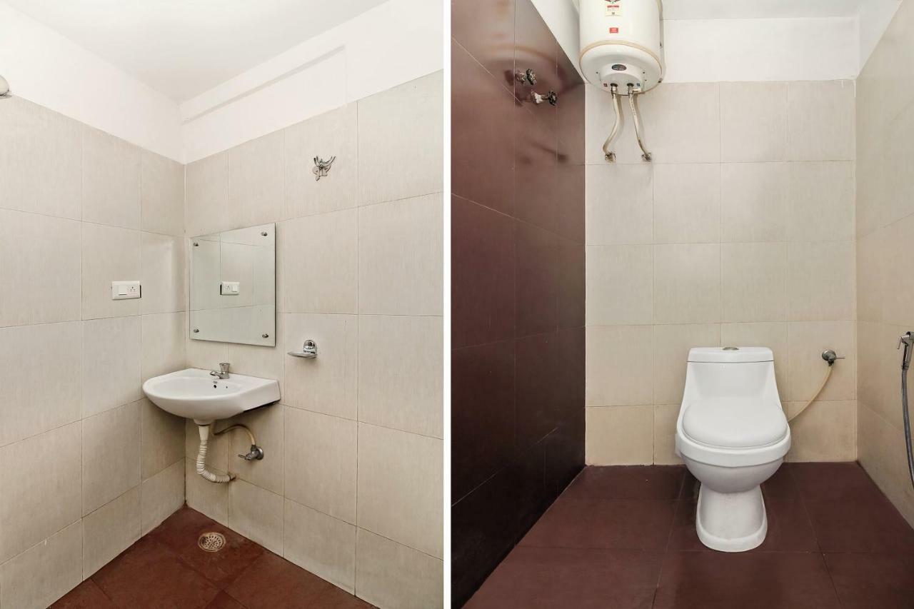Hotel Oyo 26270 21 Avenue 3*