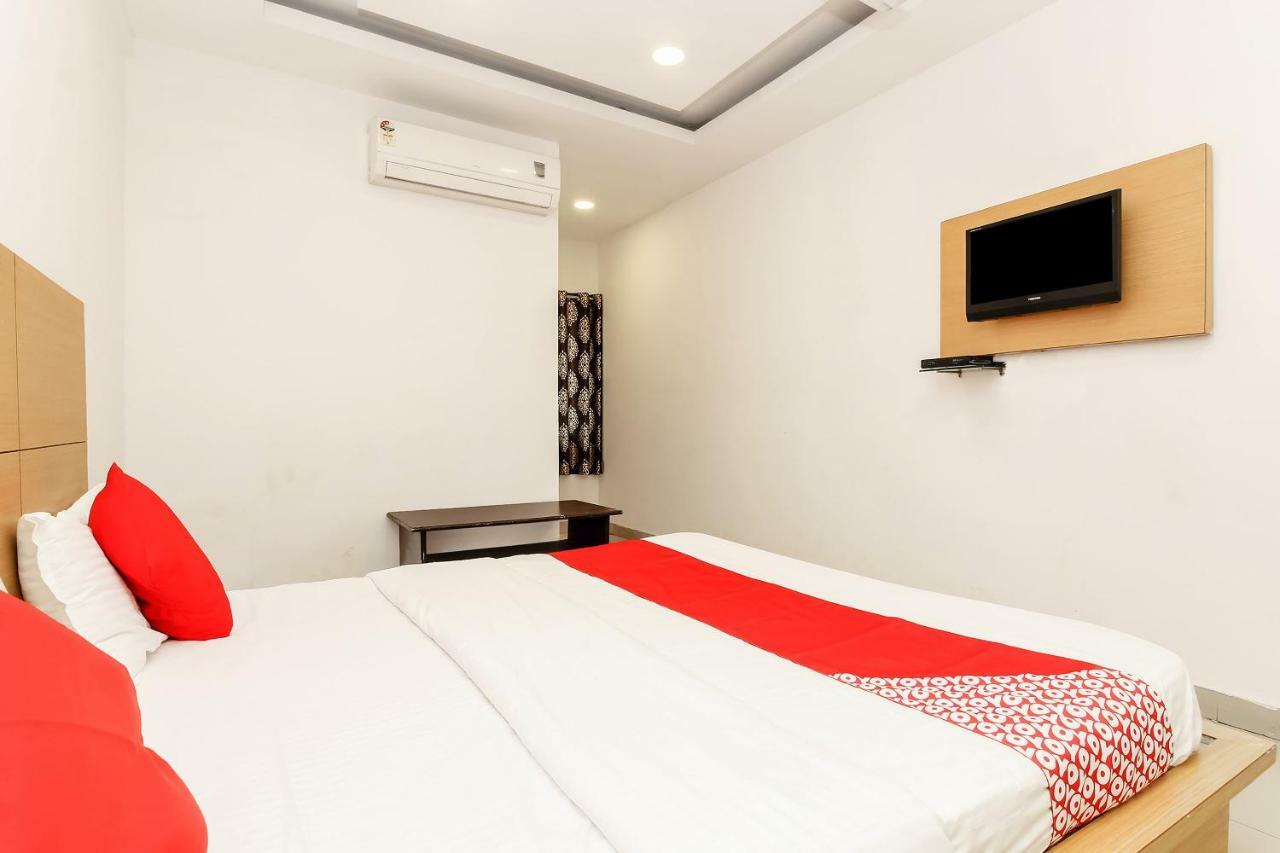Oyo 26270 21 Avenue Hotel 3*