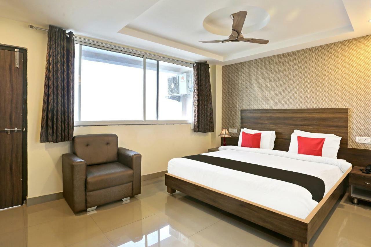 Hotel Capital O 15079 Navvada Regency