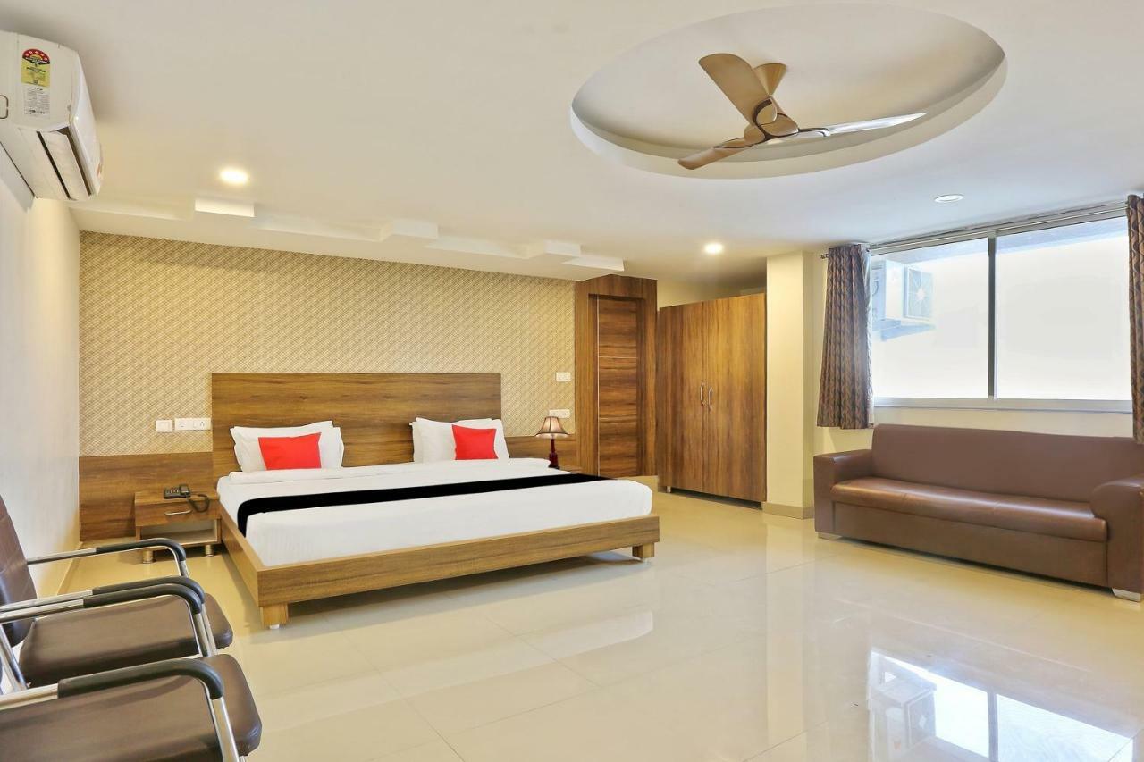 Hotel Capital O 15079 Navvada Regency Hyderabad