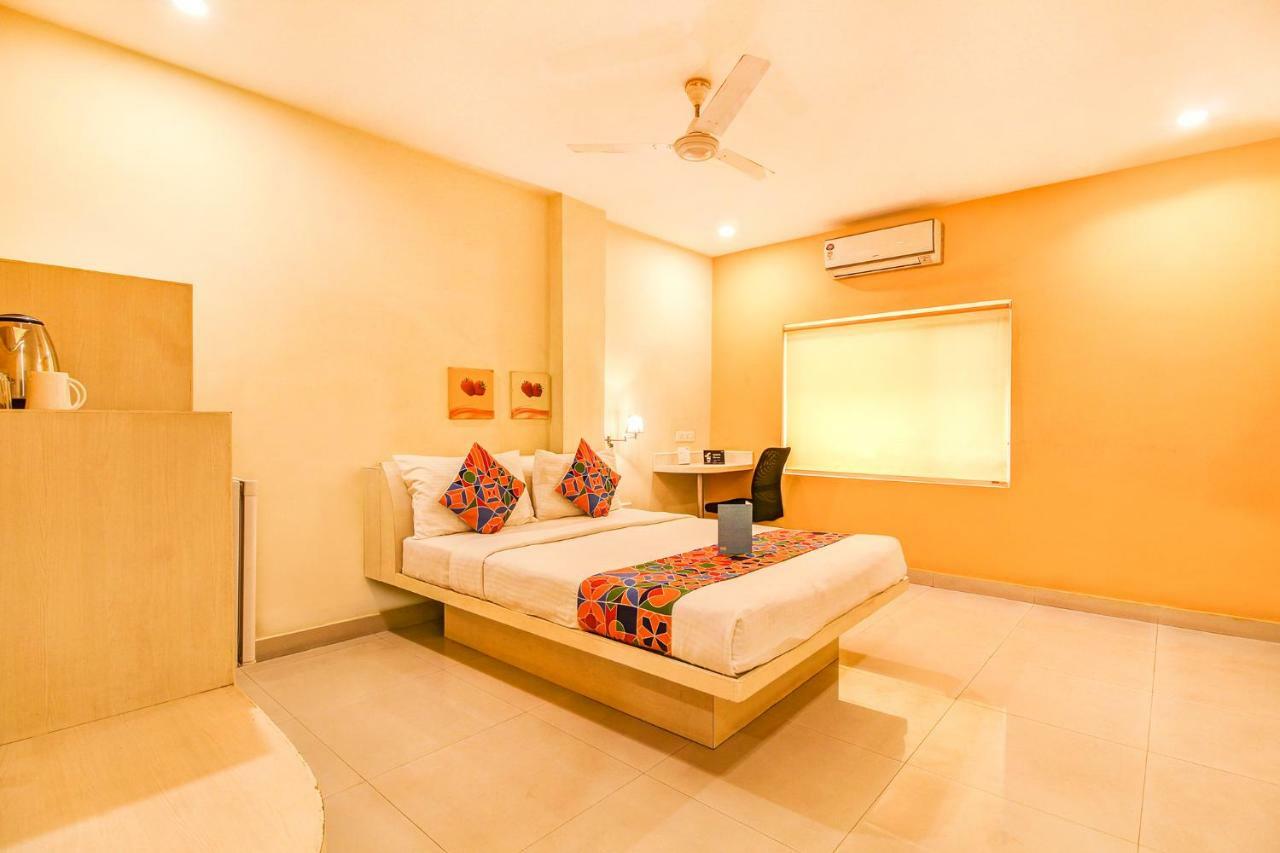 Hotel Fabhotel Strawberry 3*