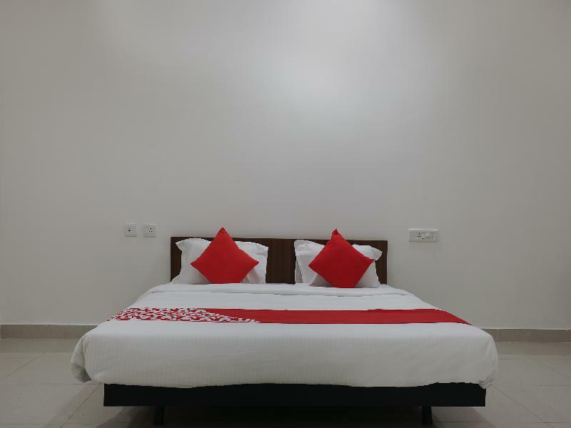 Hotel Oyo 28765 Stone