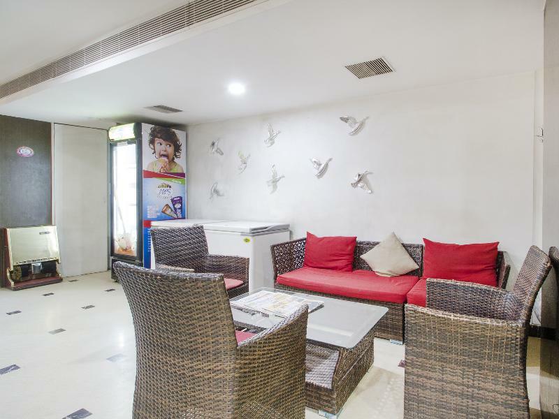 Hotel Townhouse Oak Rai Durg 4*