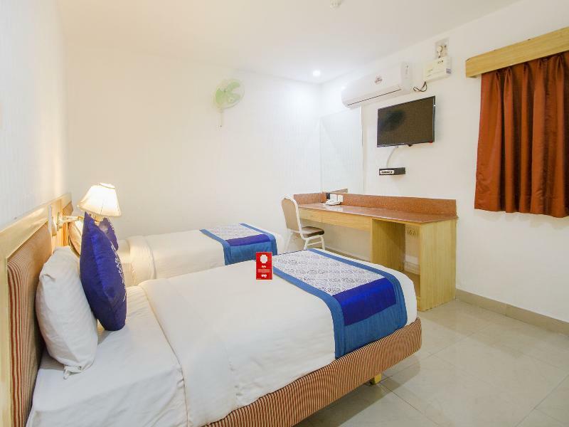 Townhouse Oak Rai Durg 4* Hyderabad