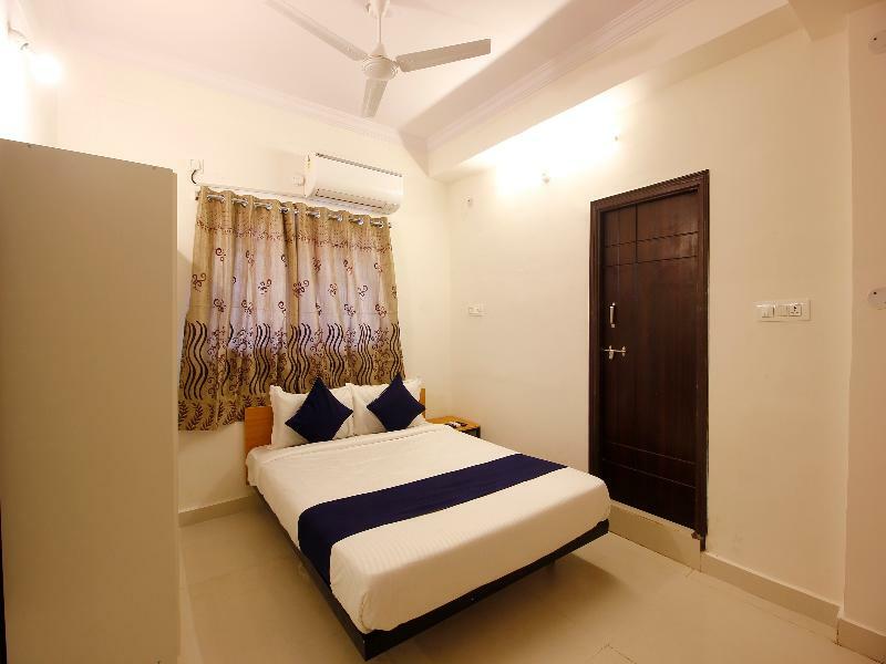 Oyo Silverkey 74581 Nallagandla Hotel 3*