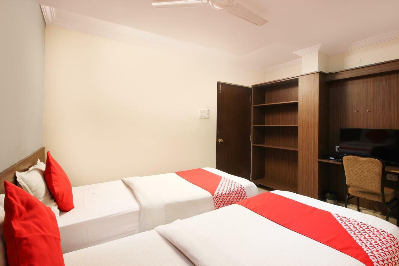 Oyo 17375 My Place Kondapur Hicc 3*