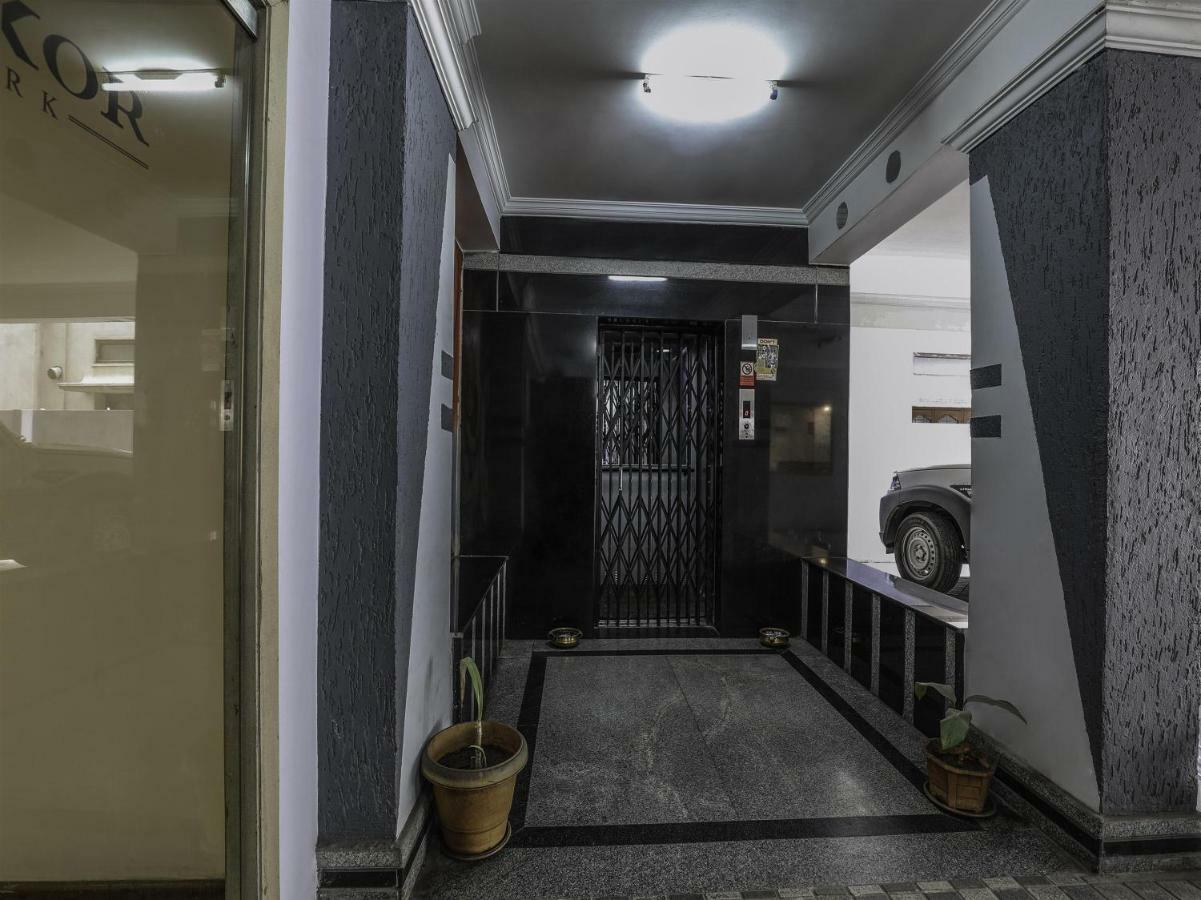Oyo 6422 Luxor Park Apartment Hyderabad