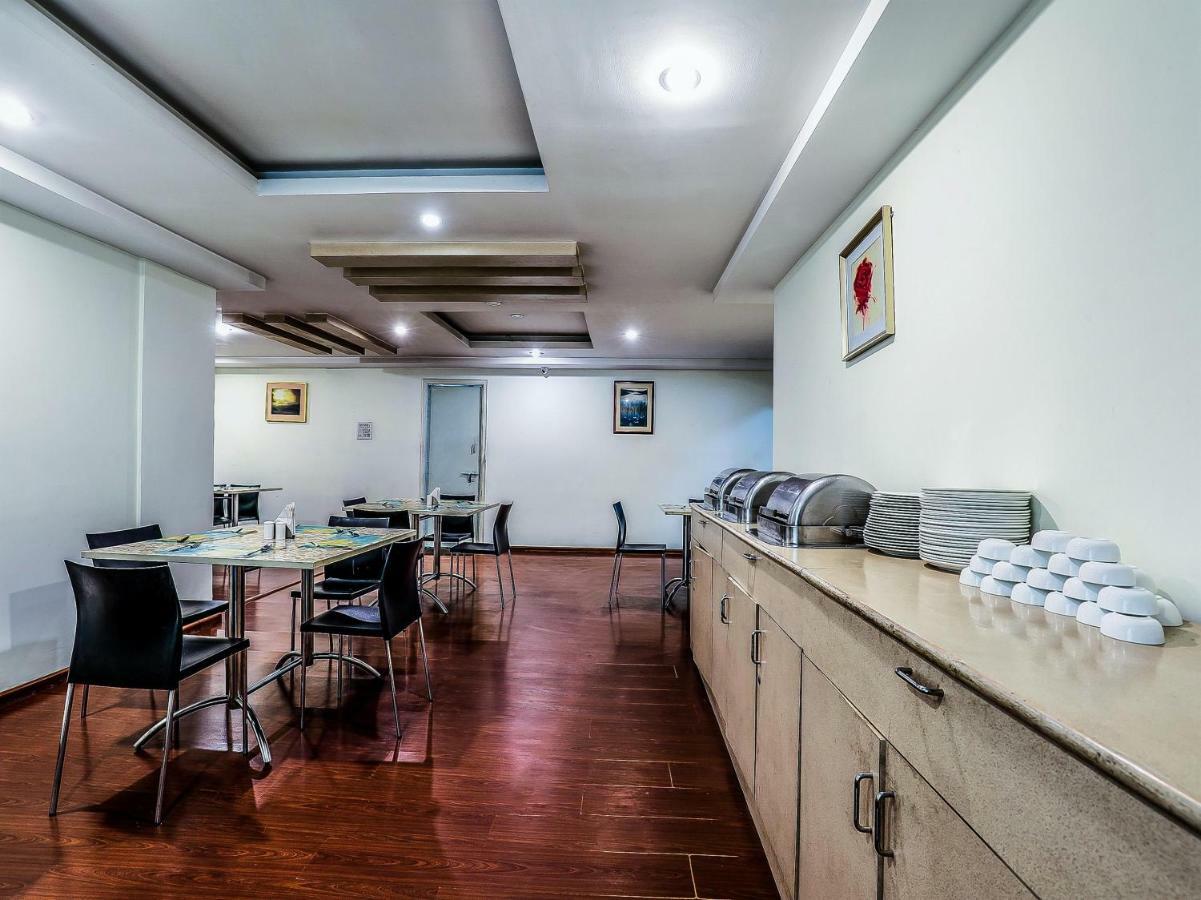 Oyo 6422 Luxor Park * Hyderabad