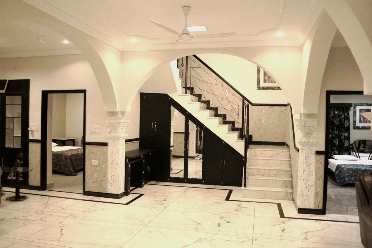 Hotel Kodali Guest Suites 3*