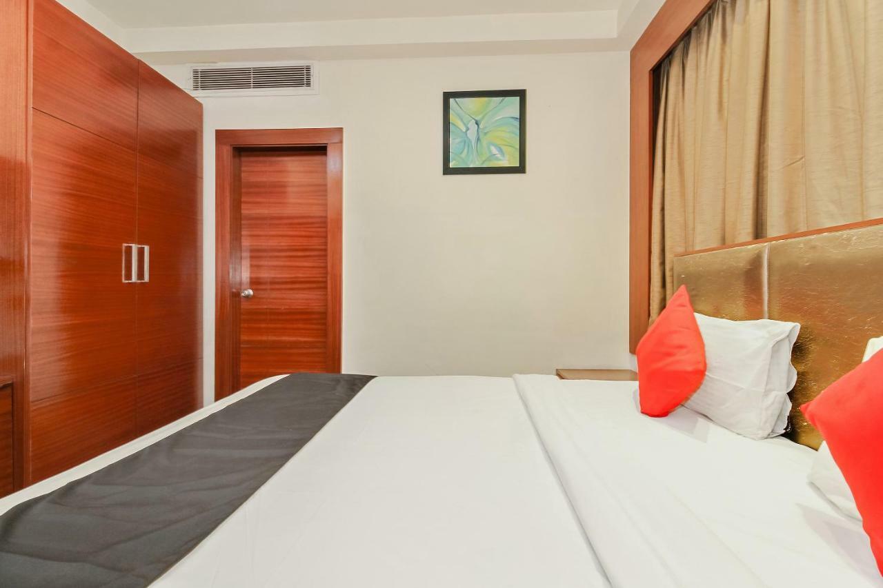Capital O 35958 Lake View Hotel