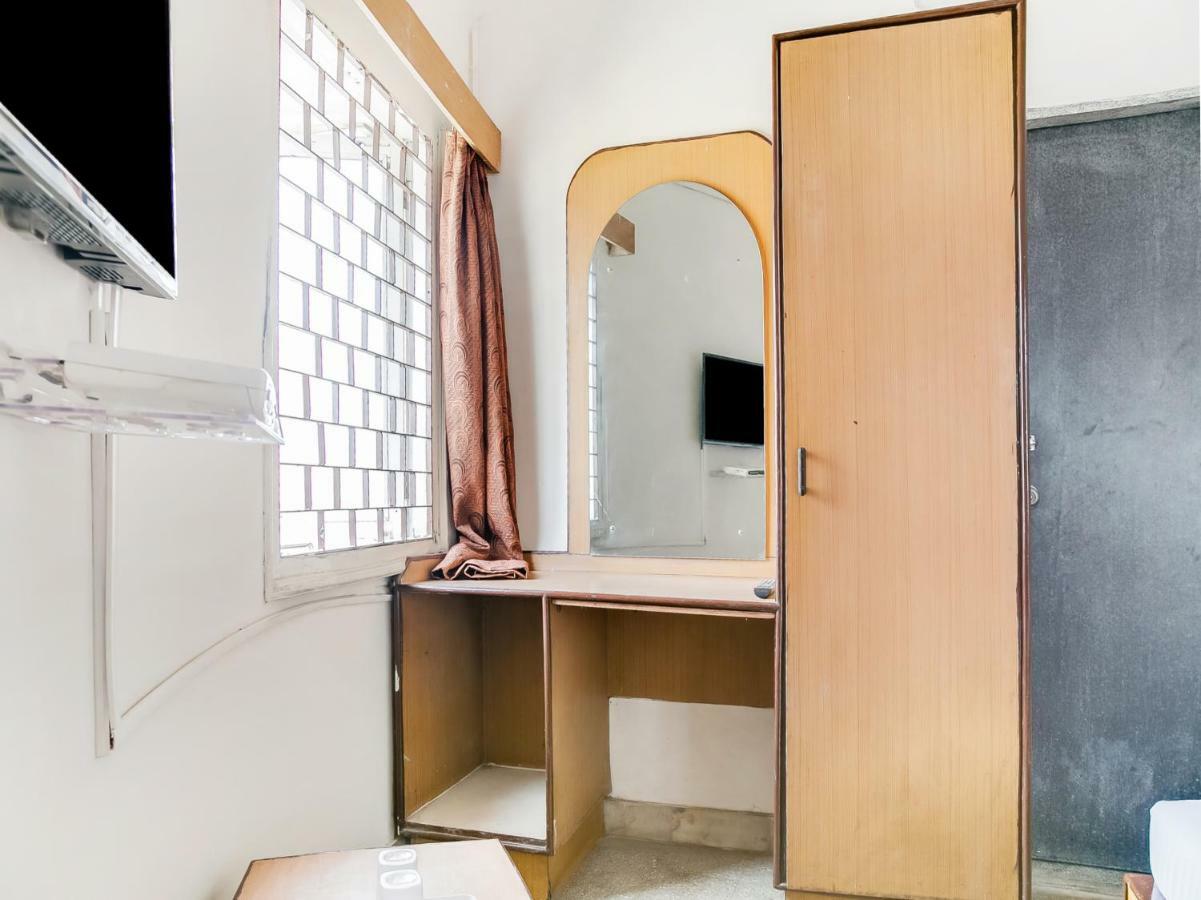 Oyo 47645 Sai Vinayak Boarding And Lodging