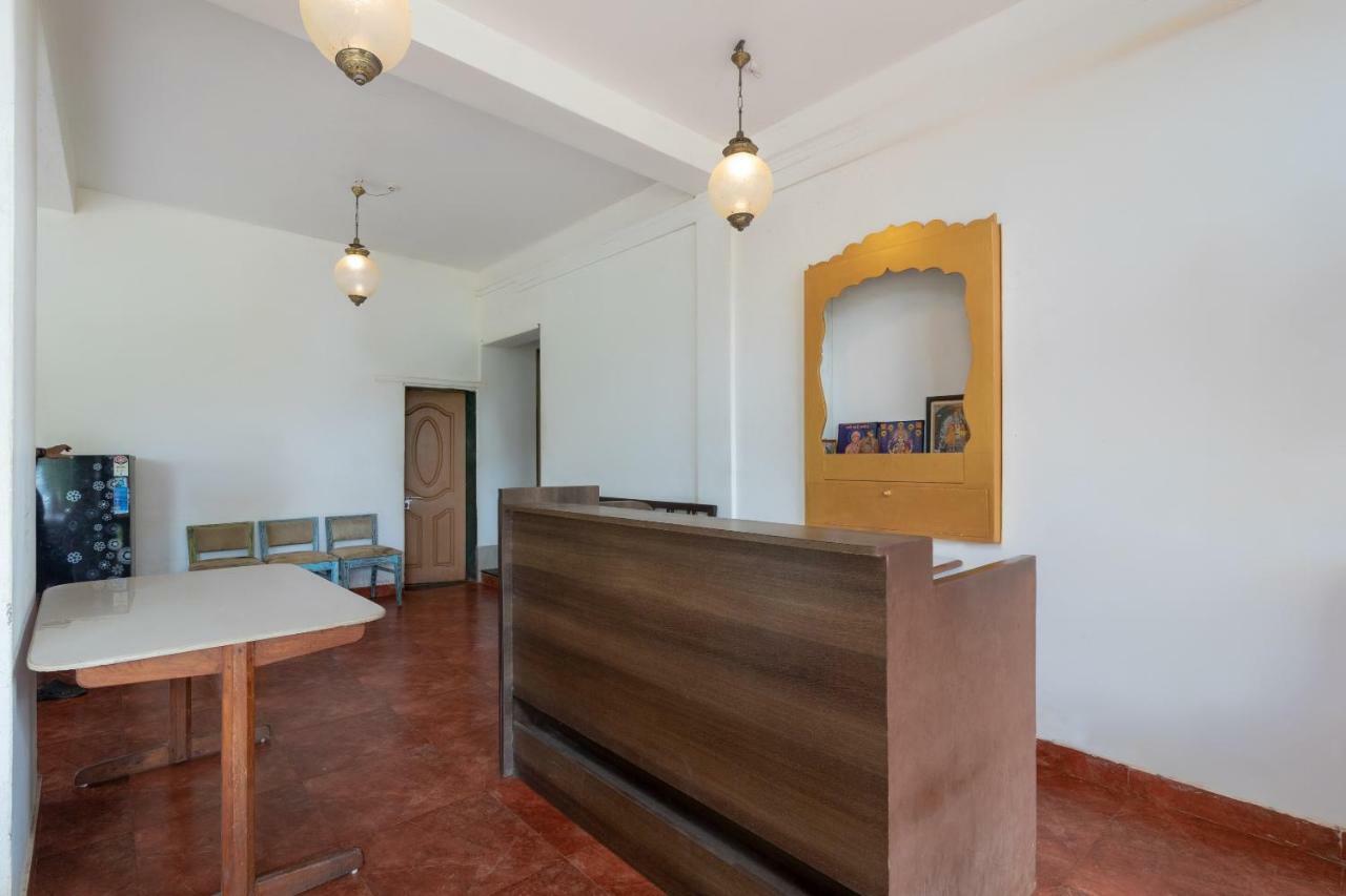 Hotel Oyo 47645 Sai Vinayak Boarding And Lodging