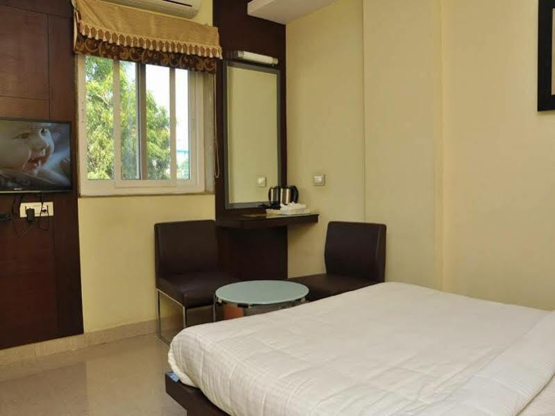 Oyo 1421 Nirmal Excellency Hotel Hyderabad