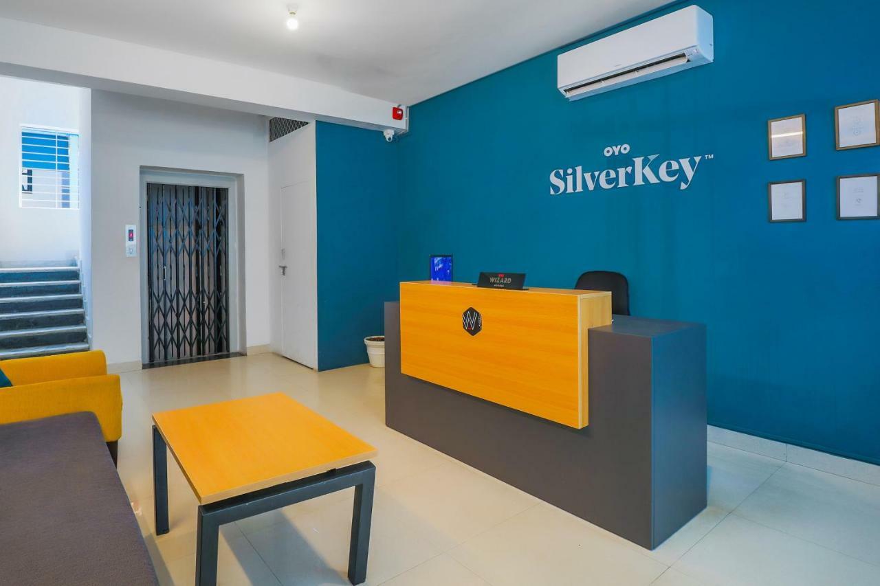 Hotel Silverkey Executive Stays 20035 Srinagar Colony 3*