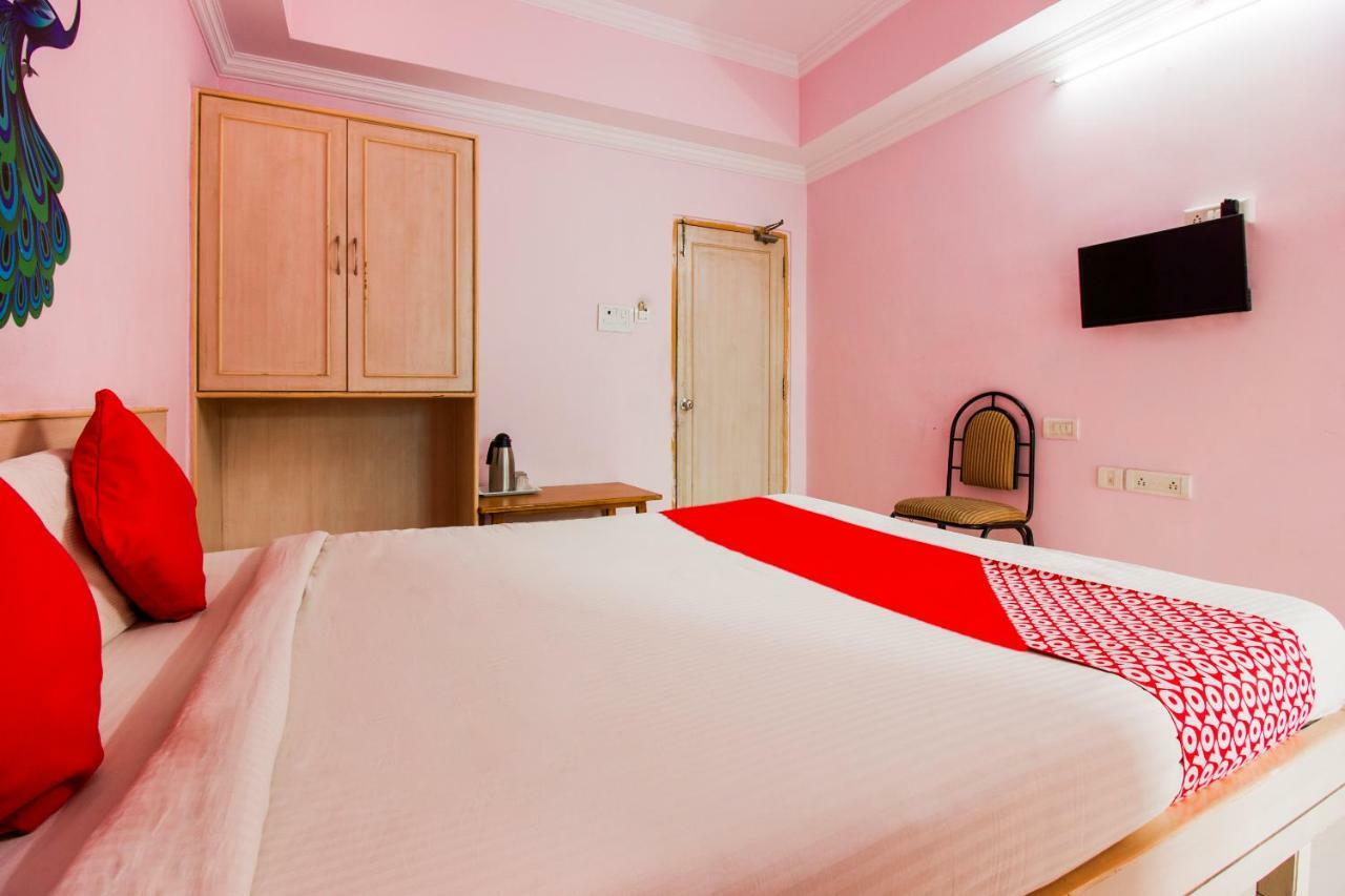 Fabexpress Manny's Palace 3* Hyderabad