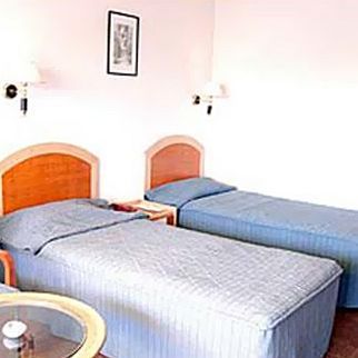 Kamat Lingapur Hotel 2*