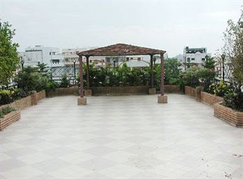 Rajdhani Hotel