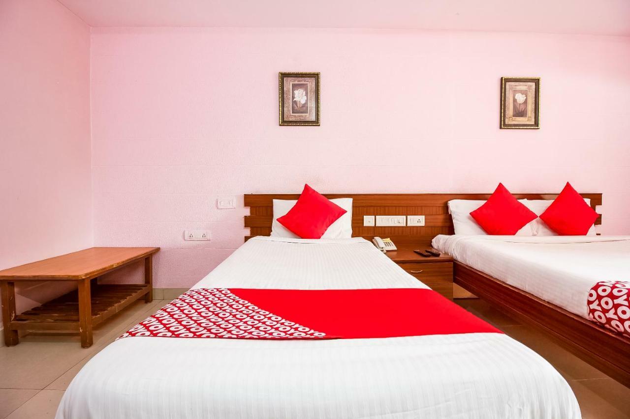 Fabexpress Manny's Palace 3* Hyderabad