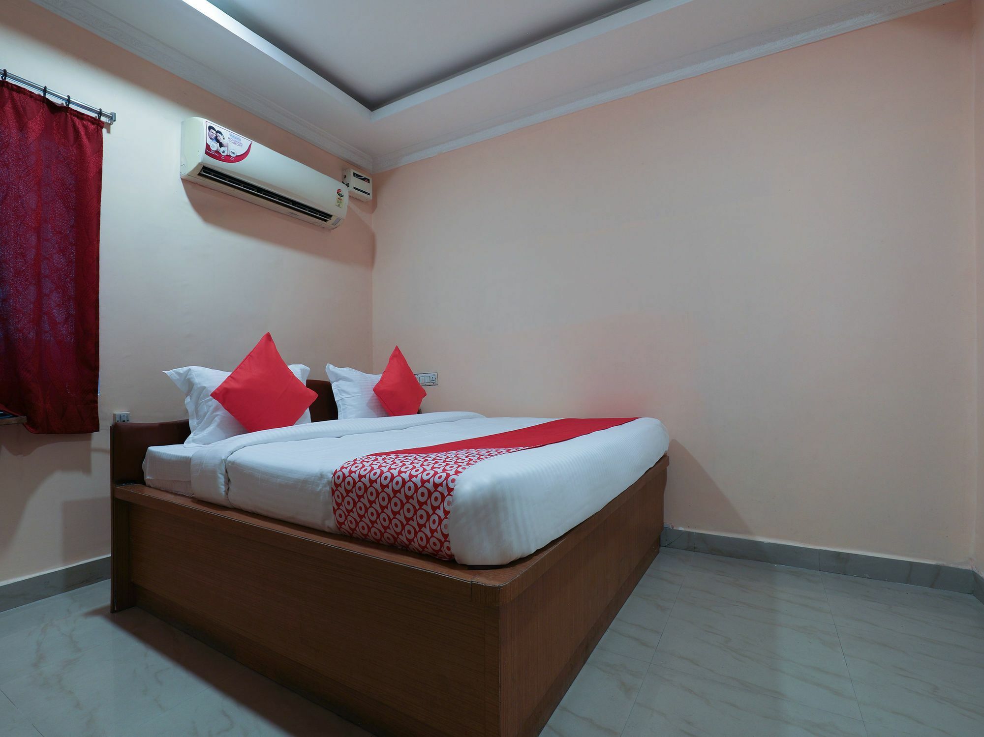 Oyo 14116 Sri Venkata Balaji Residency Hotel Hyderabad