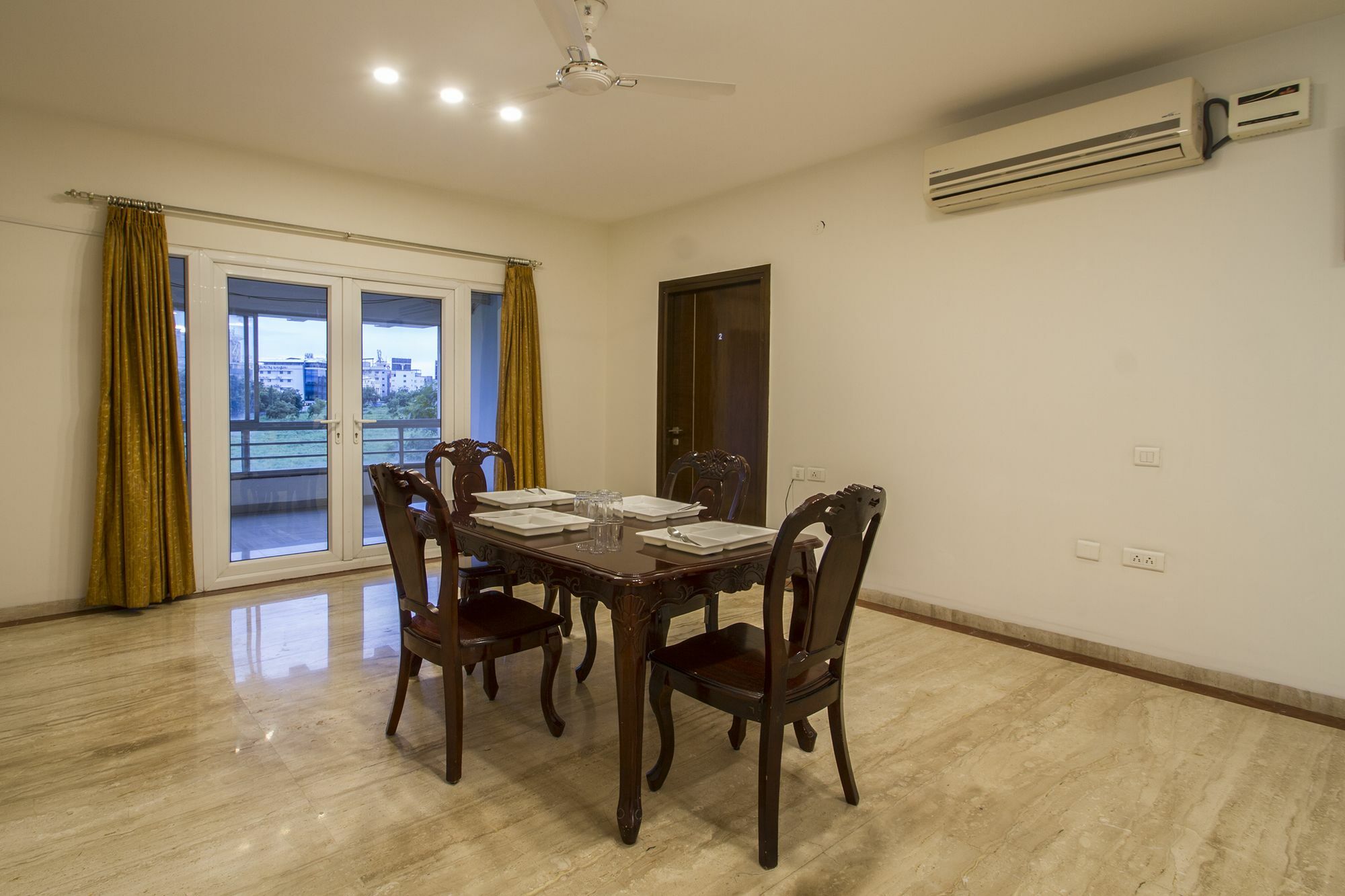 Oyo 2571 Nirvana Residencies Hotel