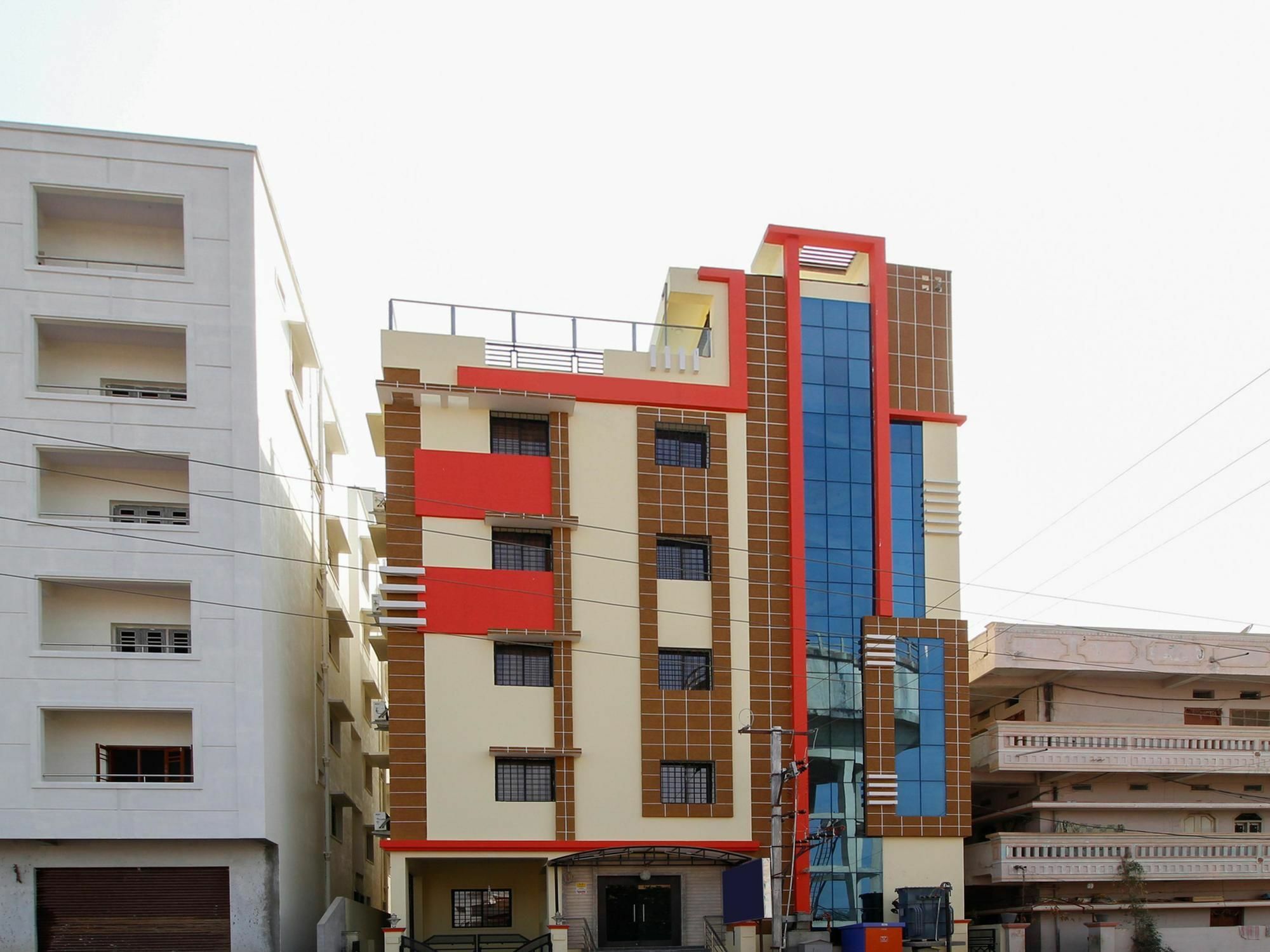Oyo Premium Shamshabad 3*