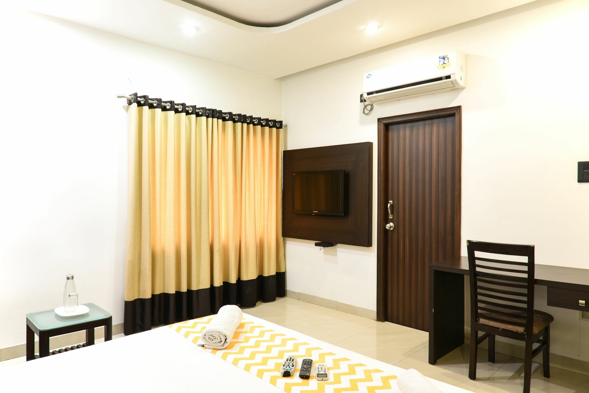 Fabhotel Sunshine Castle Kondapur Hotel 3*