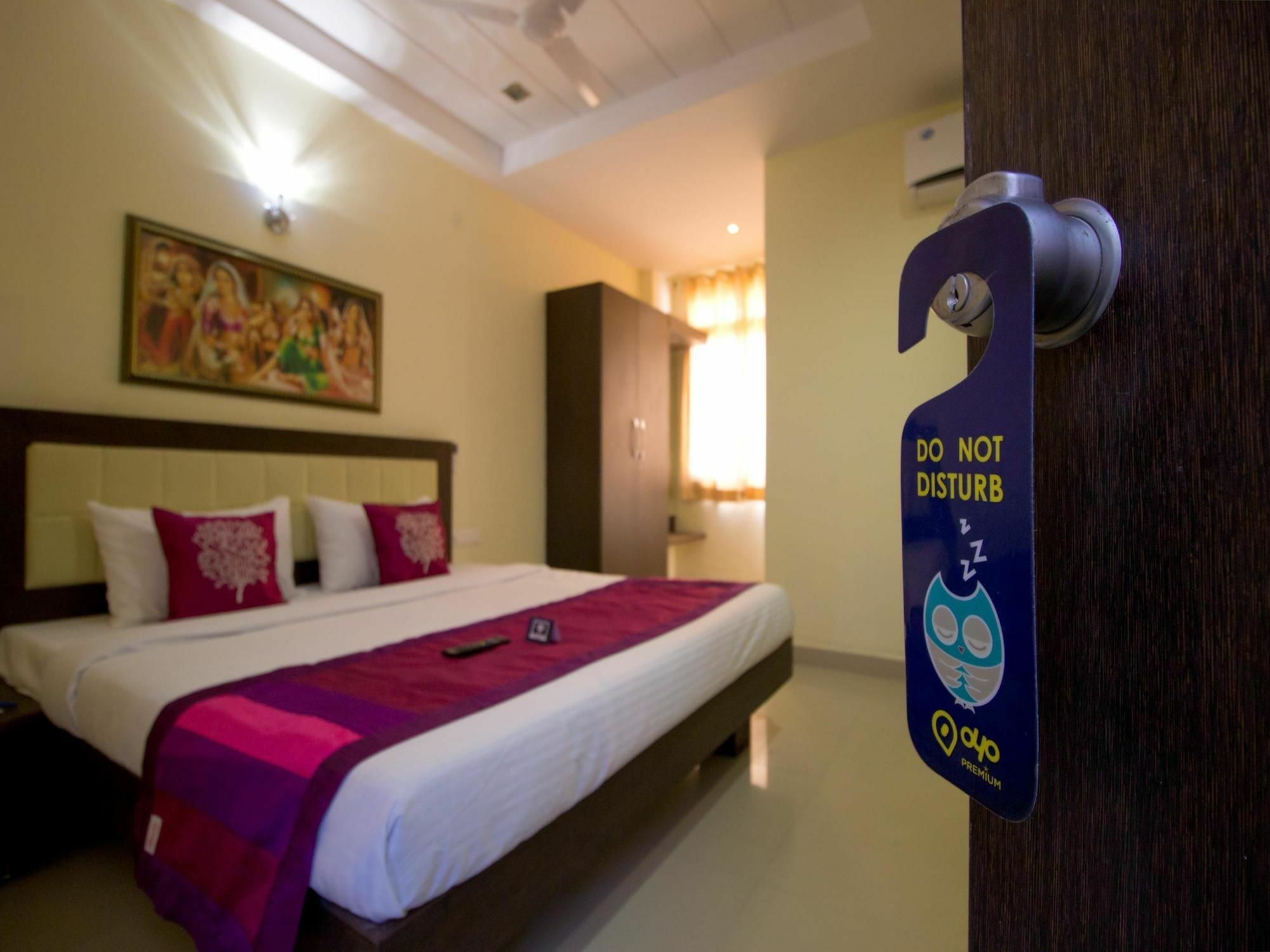 Oyo Premium Shamshabad Hyderabad