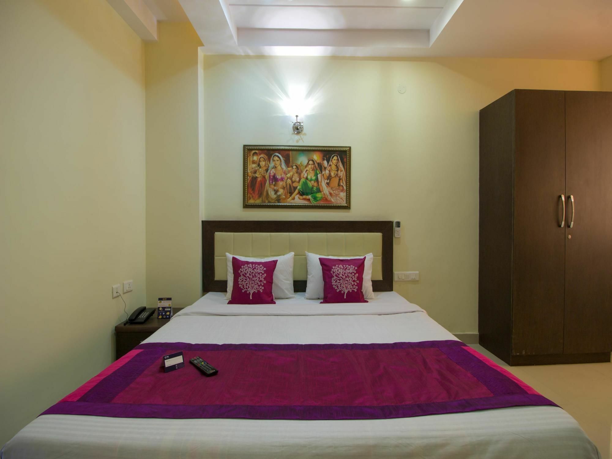 Oyo Premium Shamshabad 3*