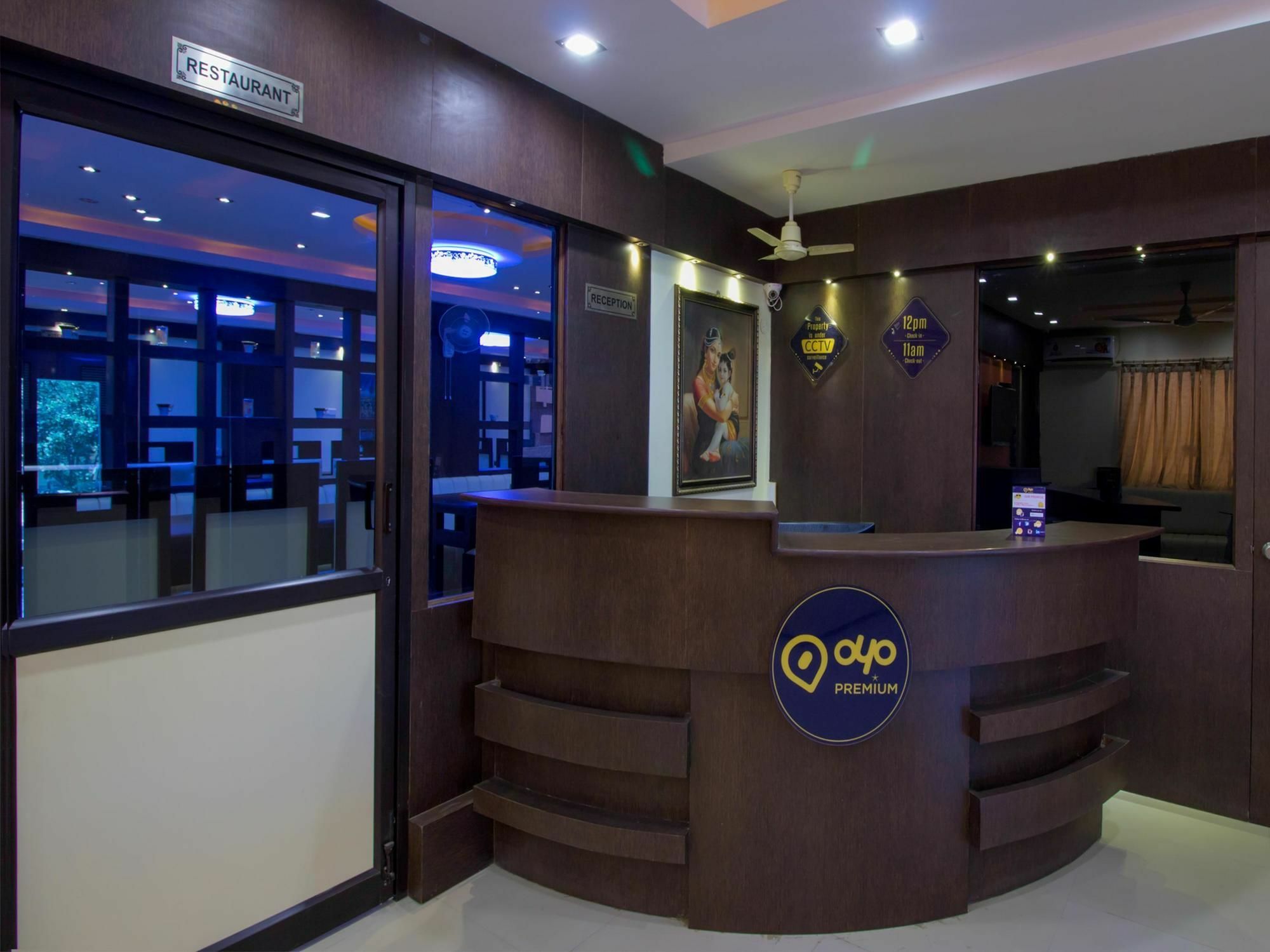 Oyo Premium Shamshabad Hotel
