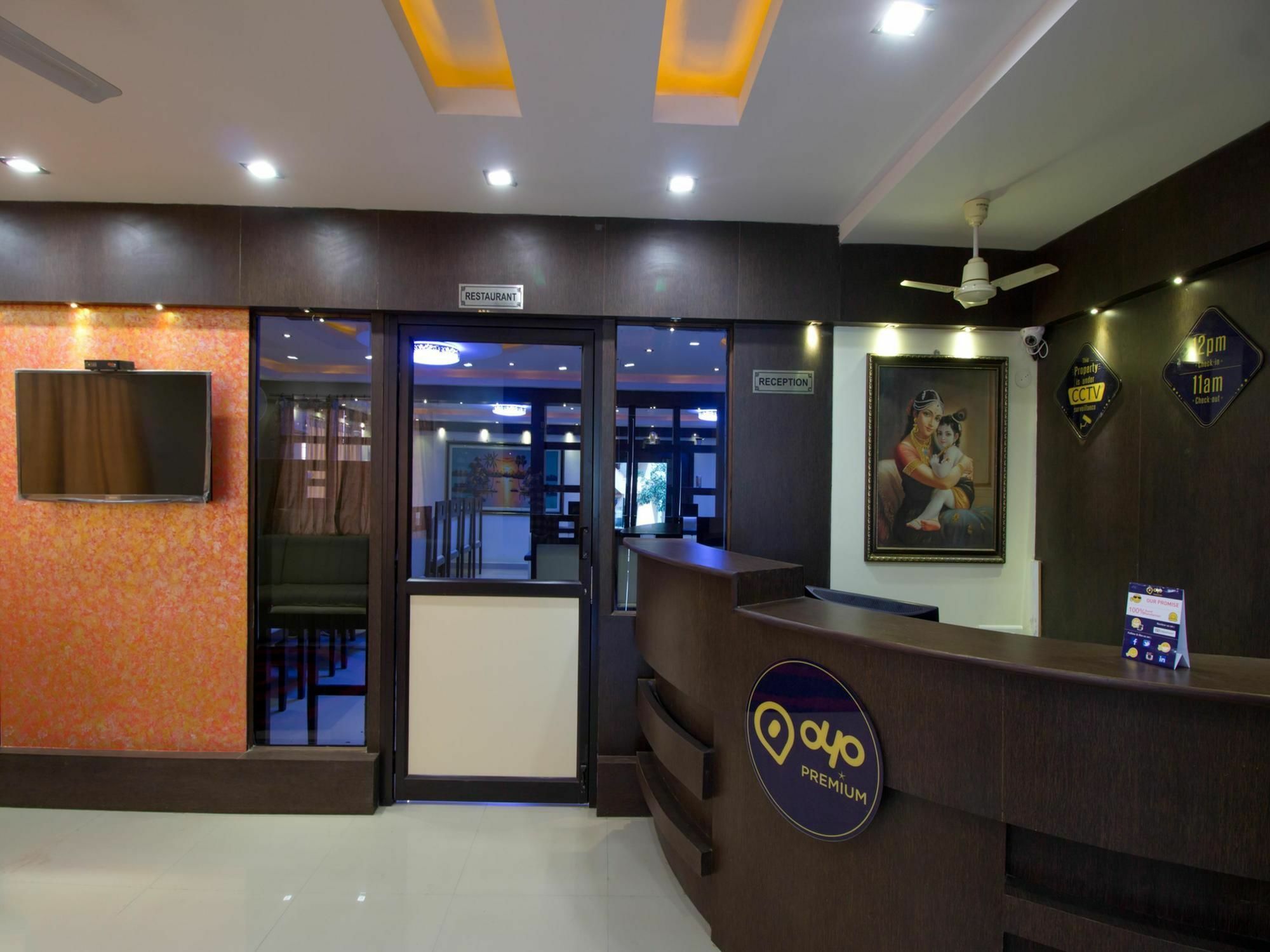 Hotel Oyo Premium Shamshabad Hyderabad