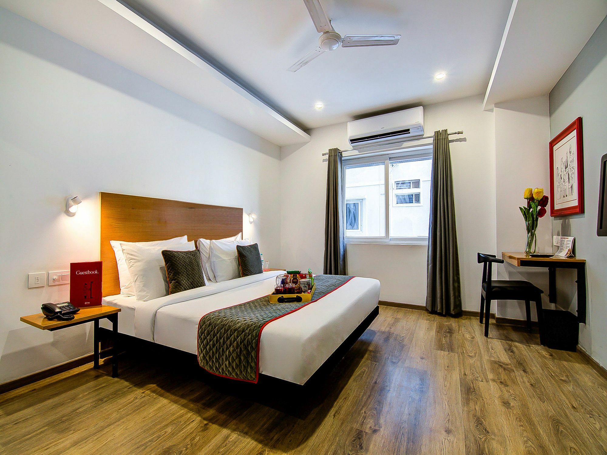 Oyo Townhouse 034 -halcyon Hitech Road Hotel 4*