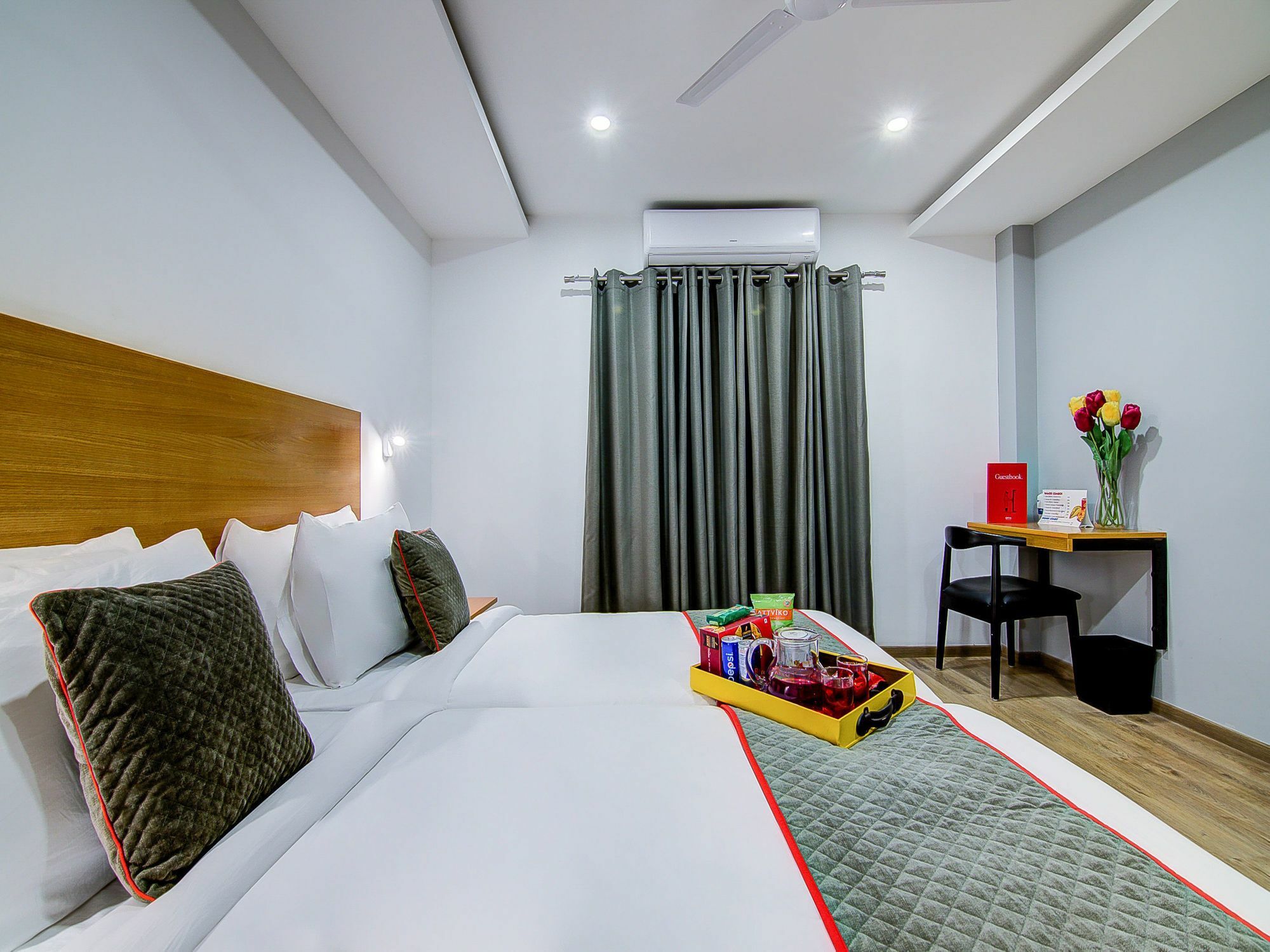 Hotel Oyo Townhouse 034 -halcyon Hitech Road 4*