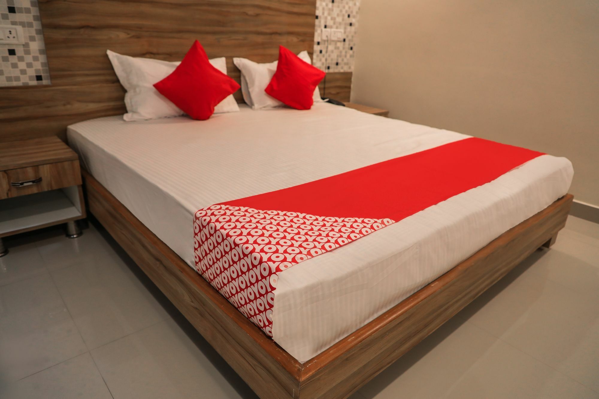 Capital O 15079 Navvada Regency 3*