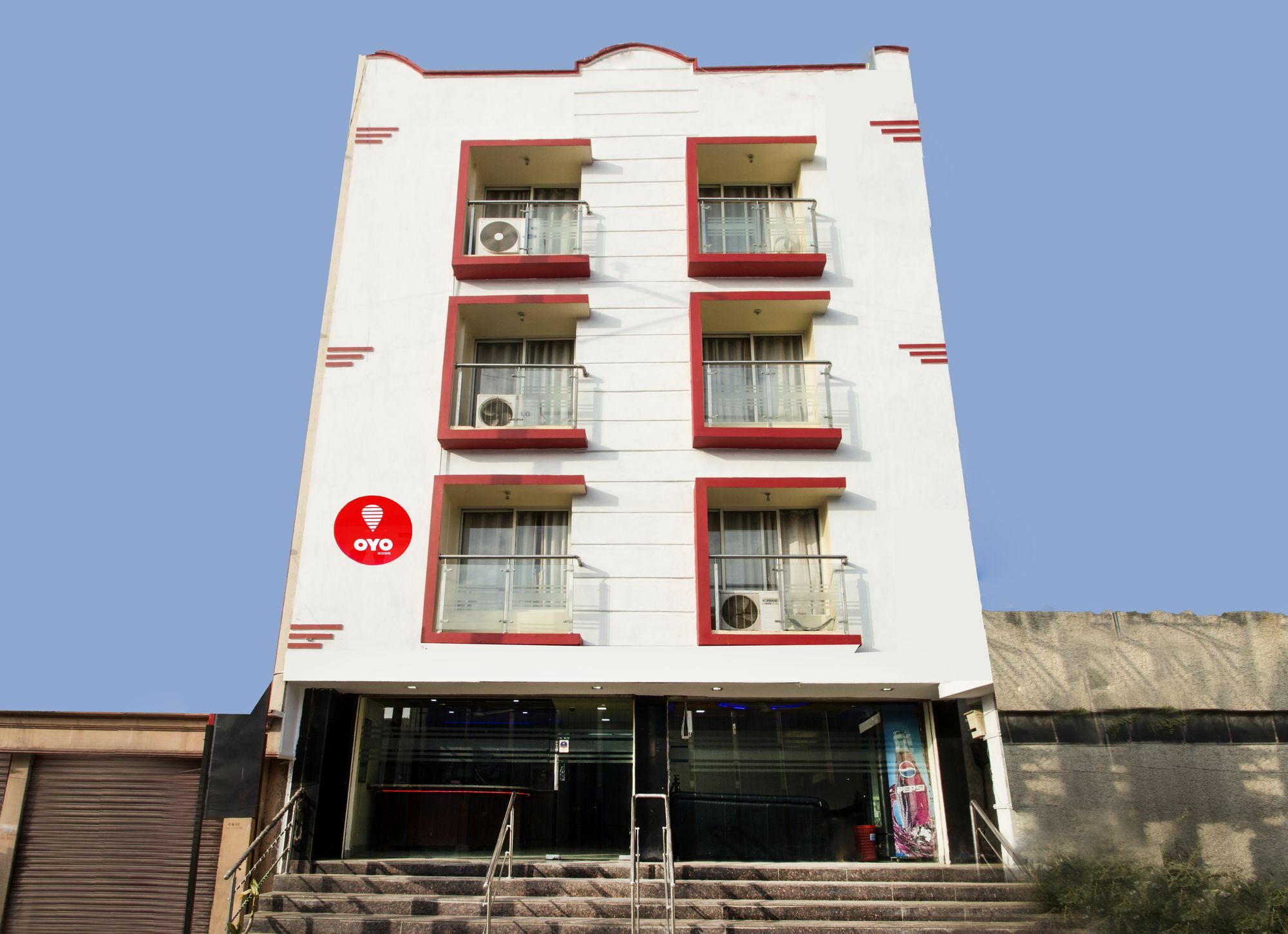 Hotel Oyo 2840 Kanha Grand Hyderabad