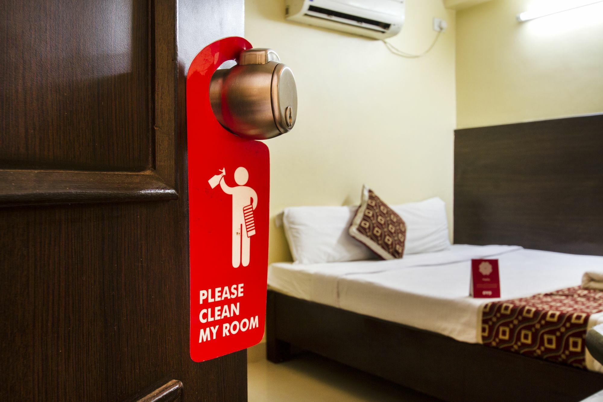 Oyo 2840 Kanha Grand